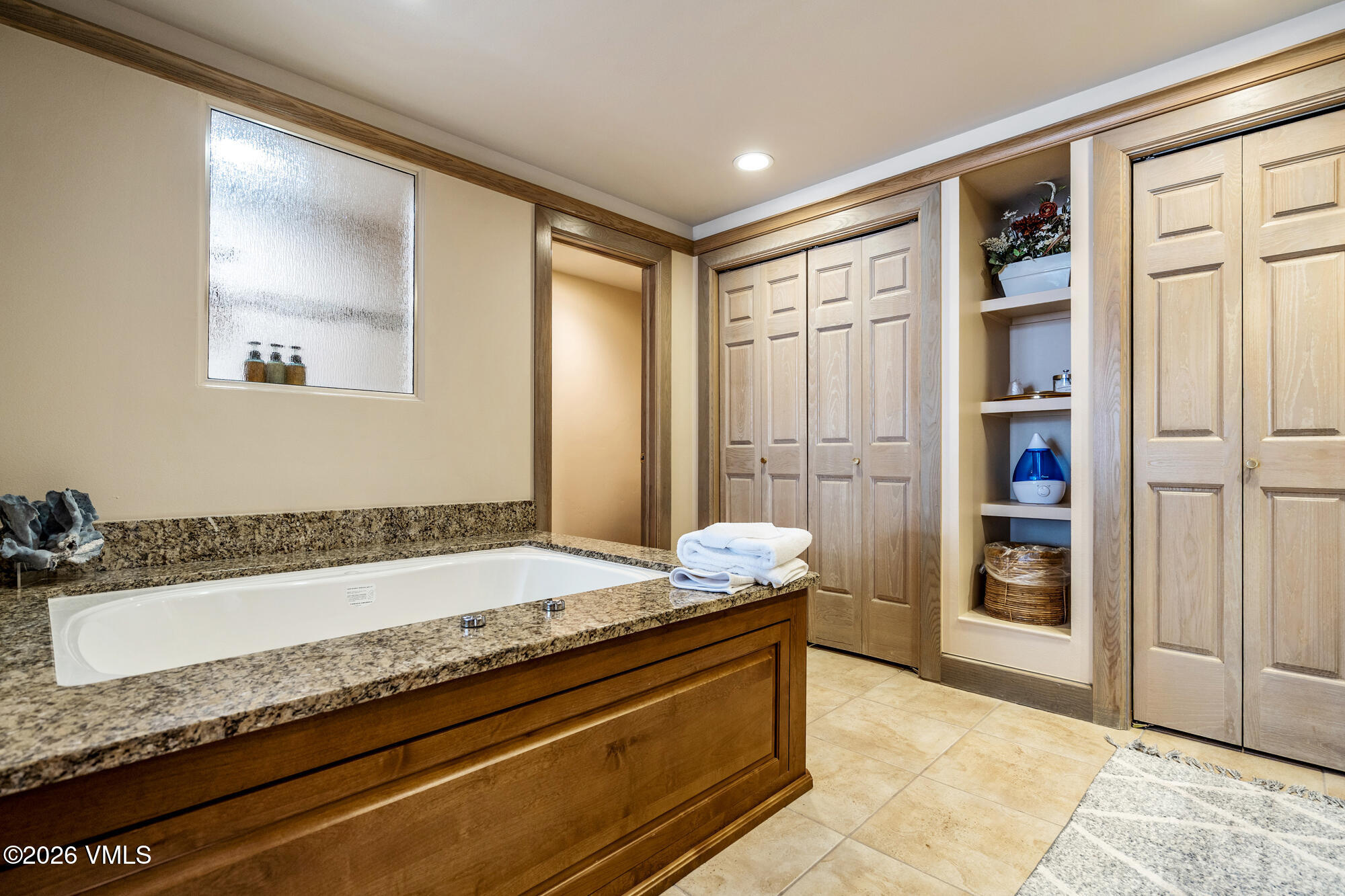 46 Avondale Lane 307/Weeks 9&10