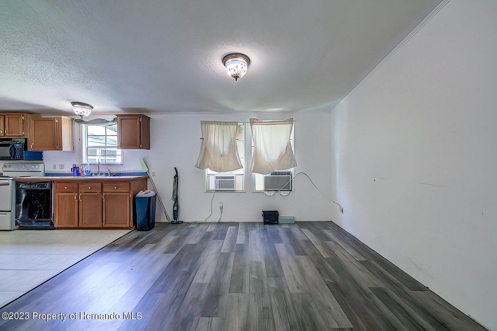 10407 Trouble Creek Lane