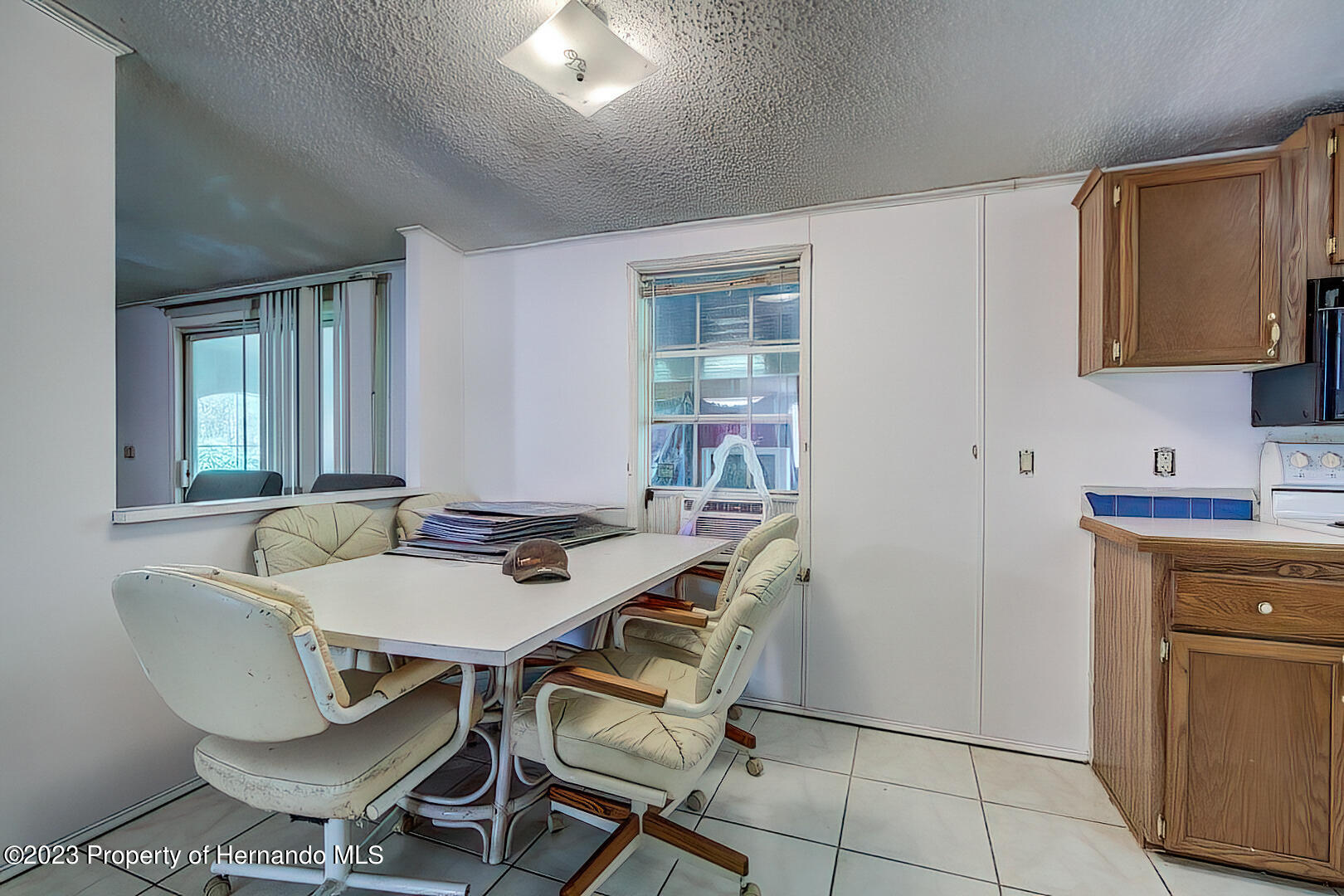 10407 Trouble Creek Lane