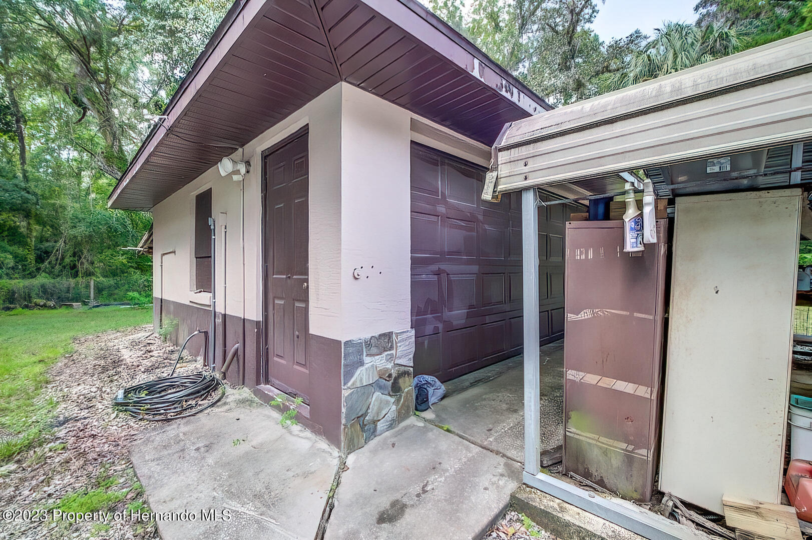 16474 Budowski Road