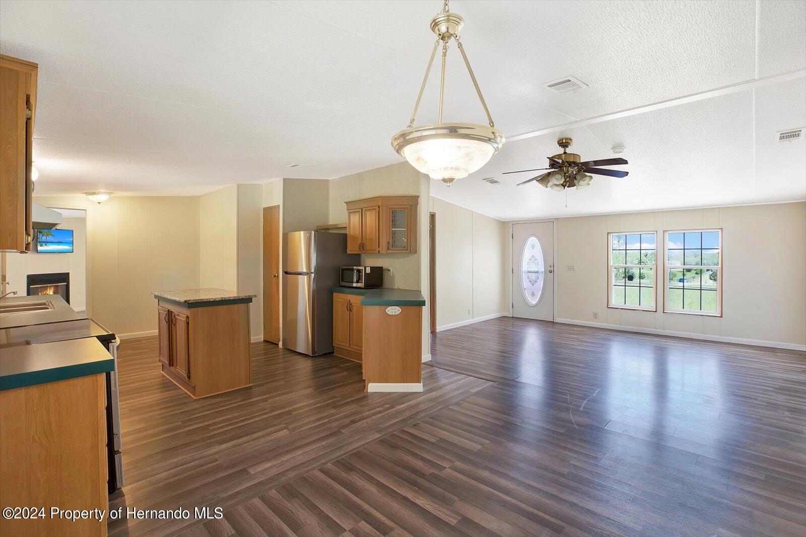13078 Crowell Road