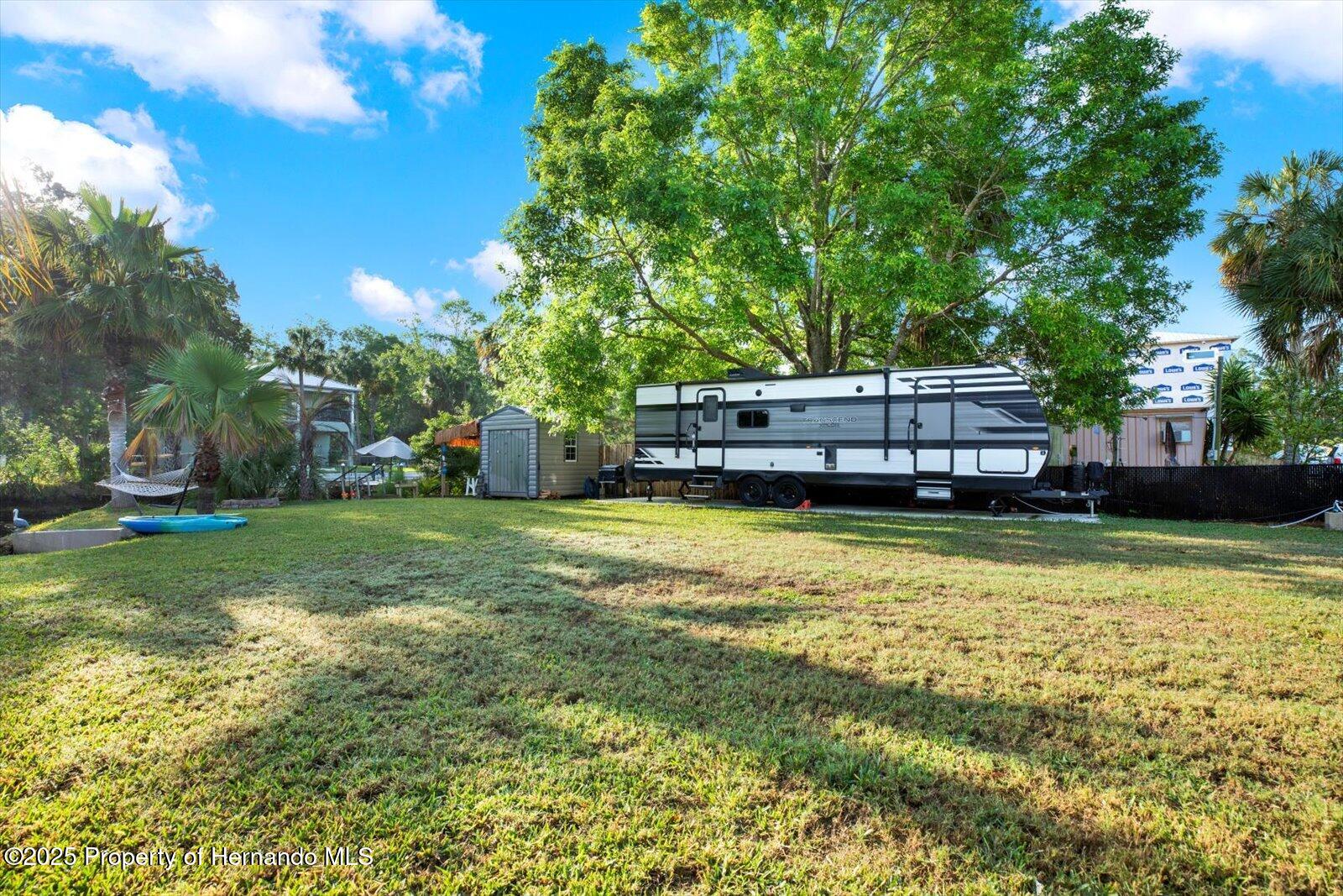 6220 Island Drive