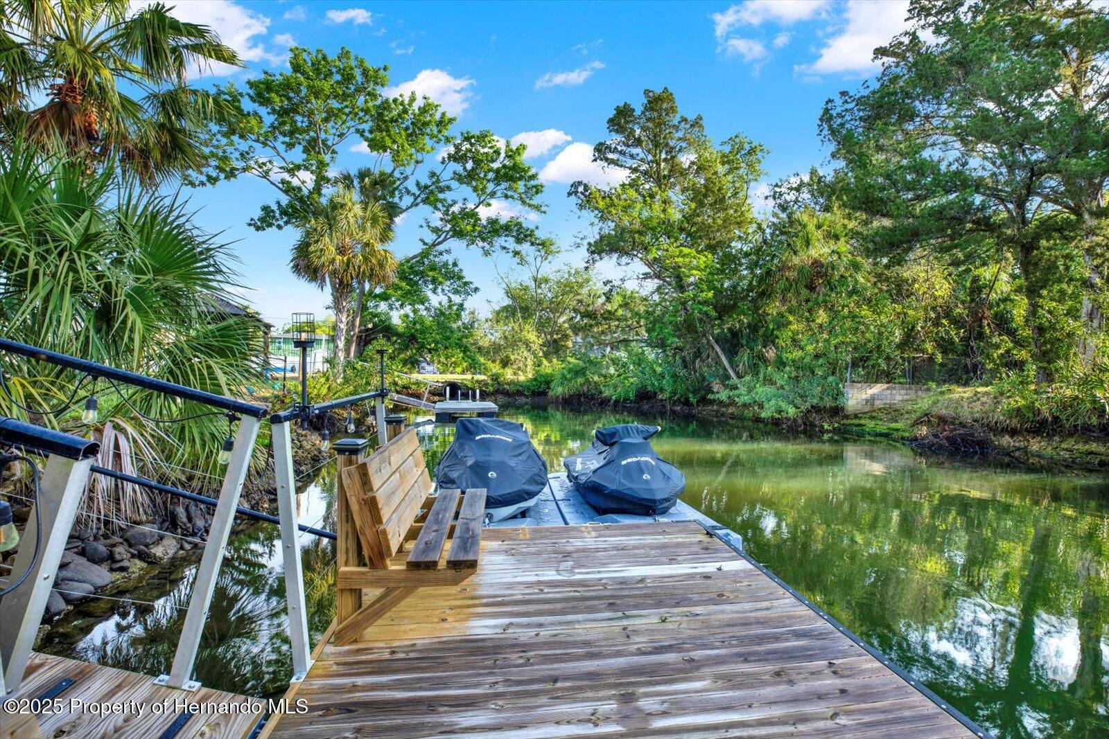 6220 Island Drive