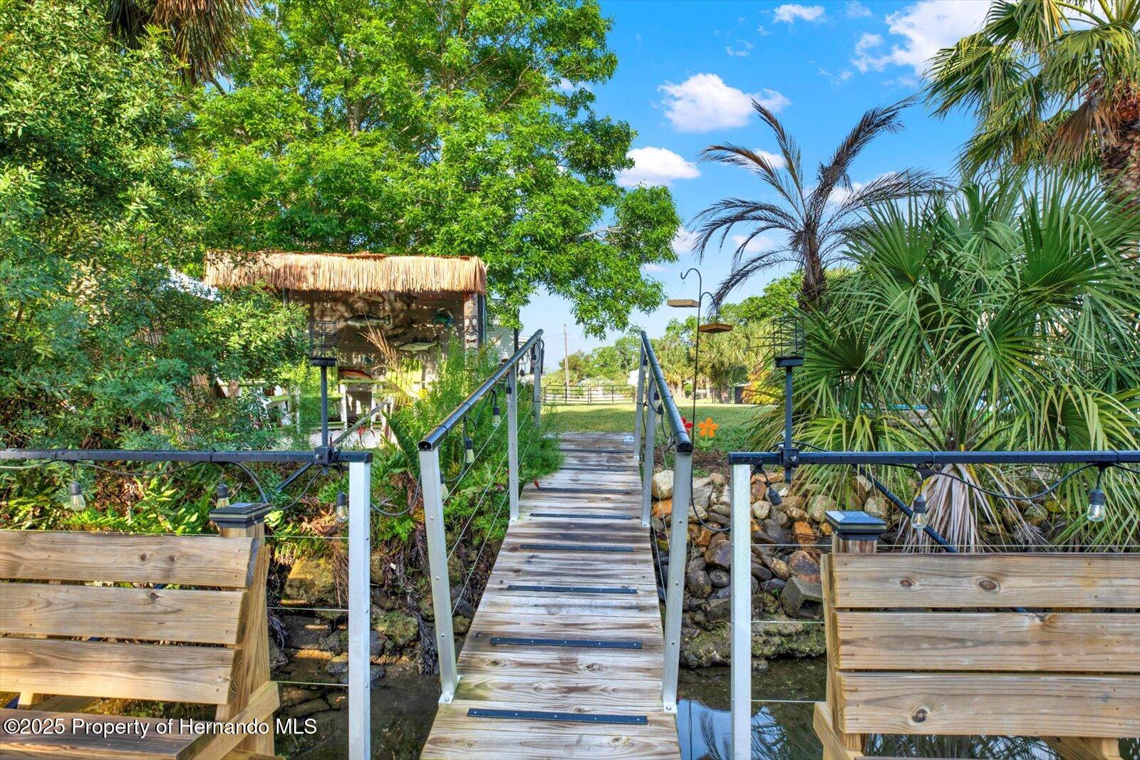 6220 Island Drive