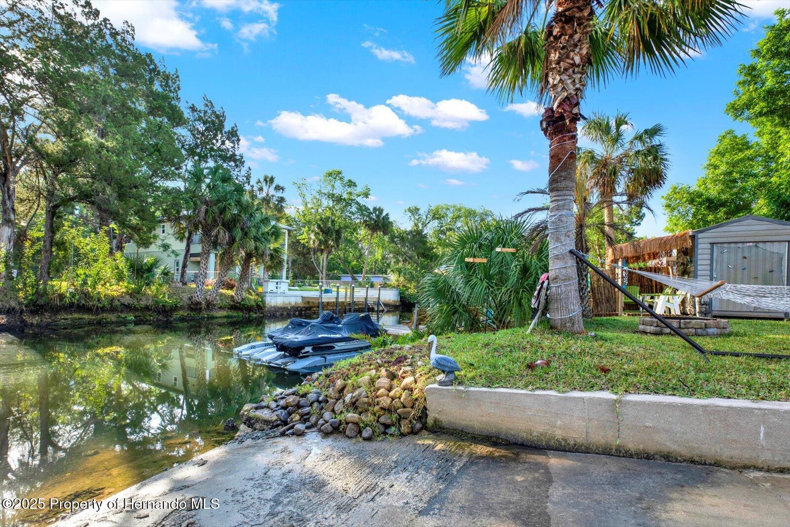 6220 Island Drive