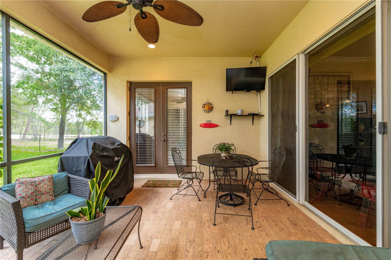 13058 LINZIA LN