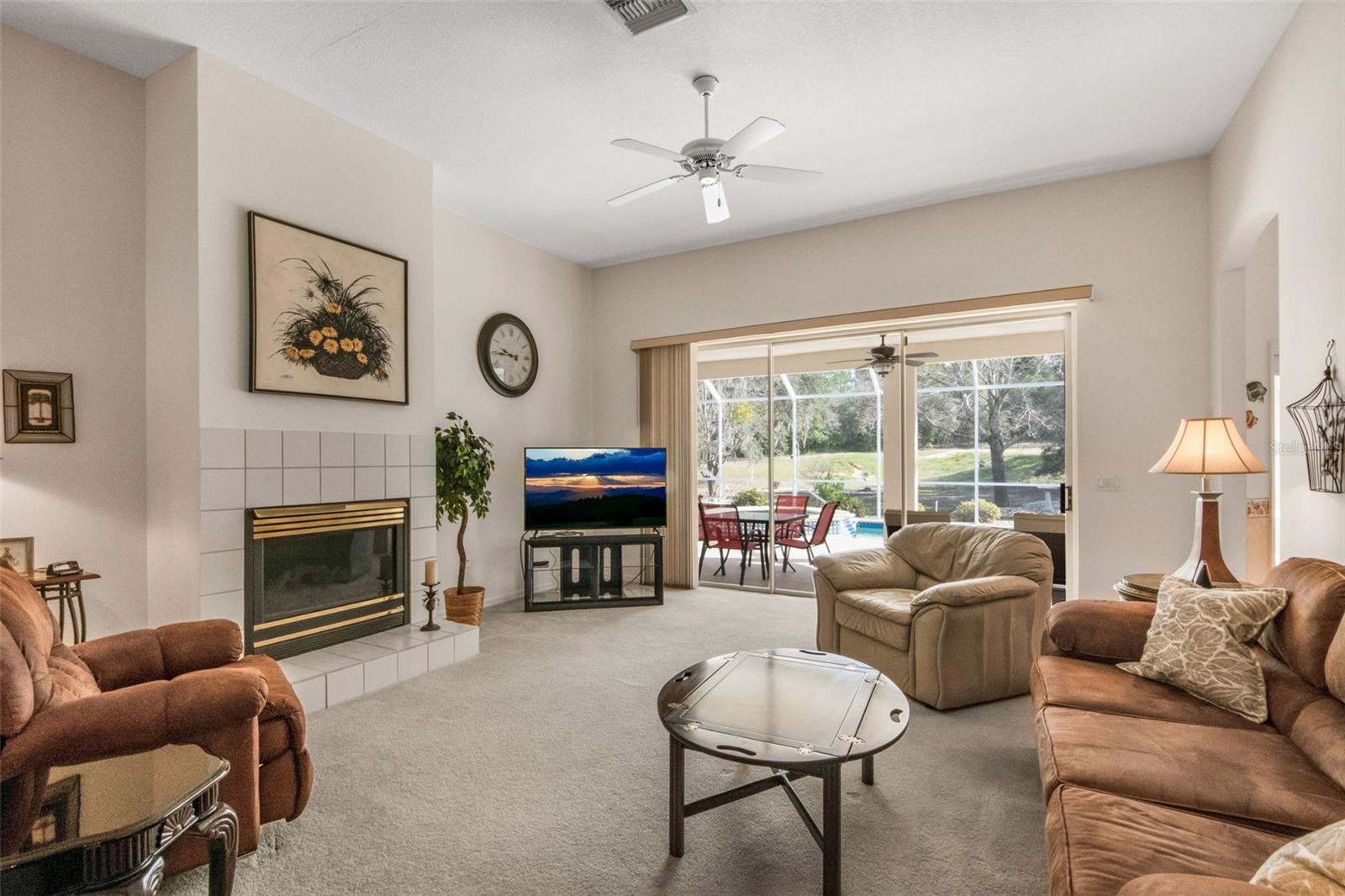 5 W AMALFI CT