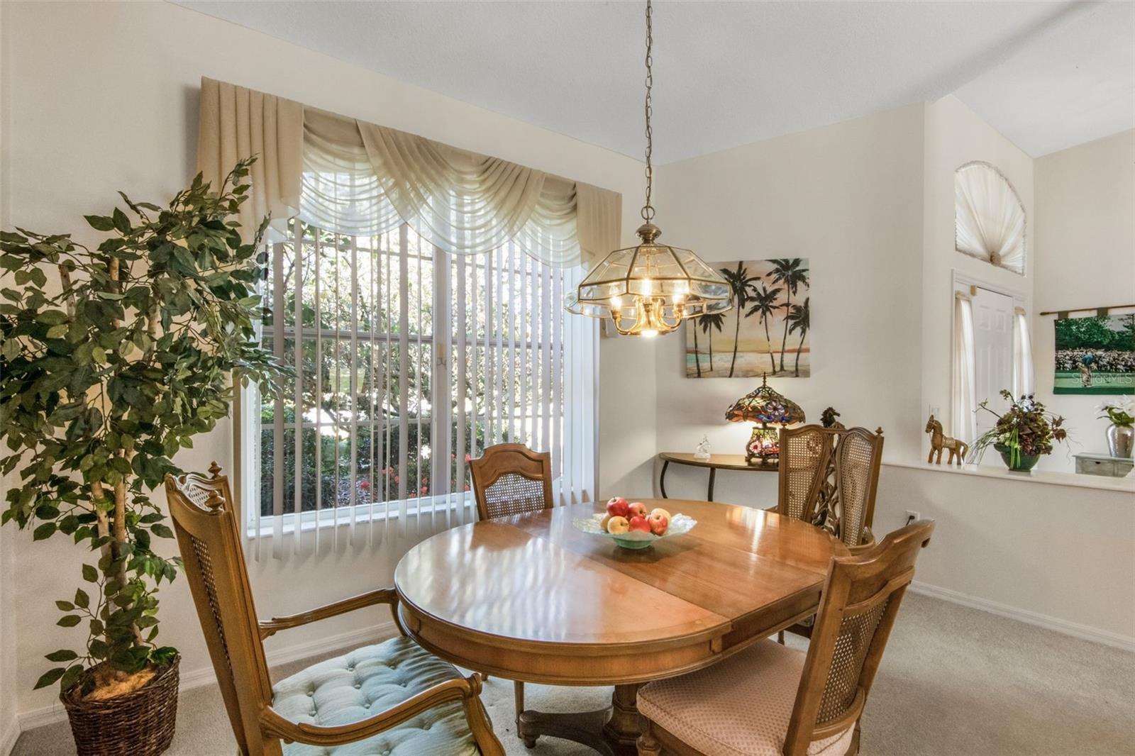 5 W AMALFI CT