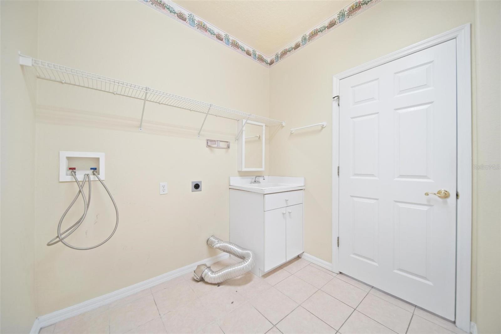 14466 TAMARIND LOOP