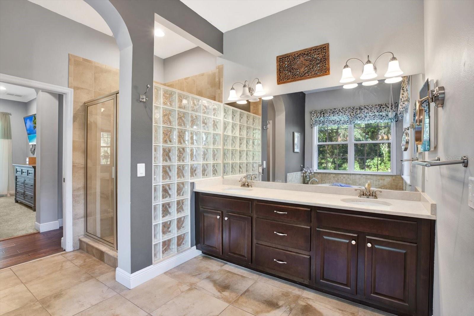 22763 SKYVIEW CIR