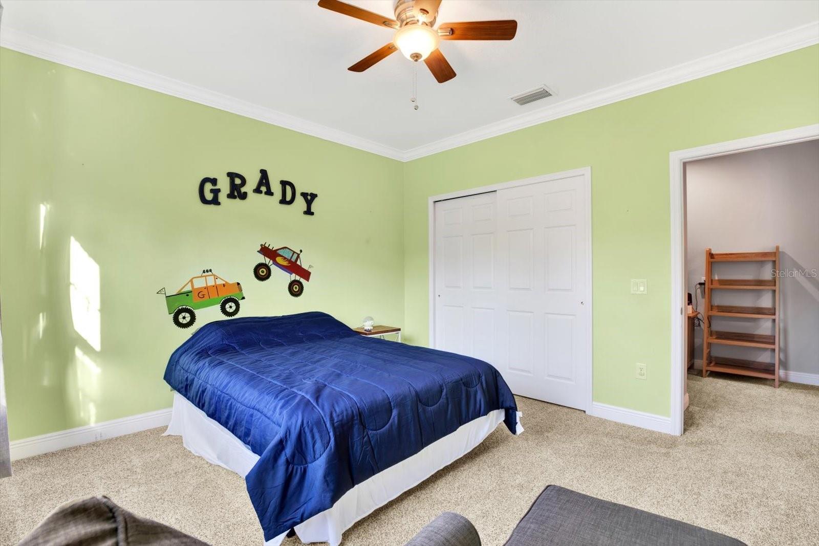 22763 SKYVIEW CIR