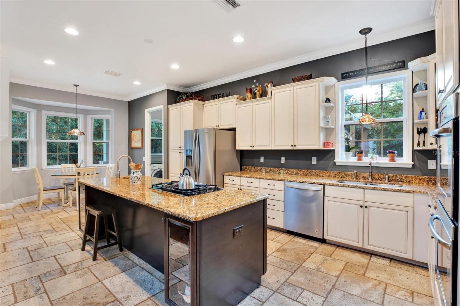 22763 SKYVIEW CIR