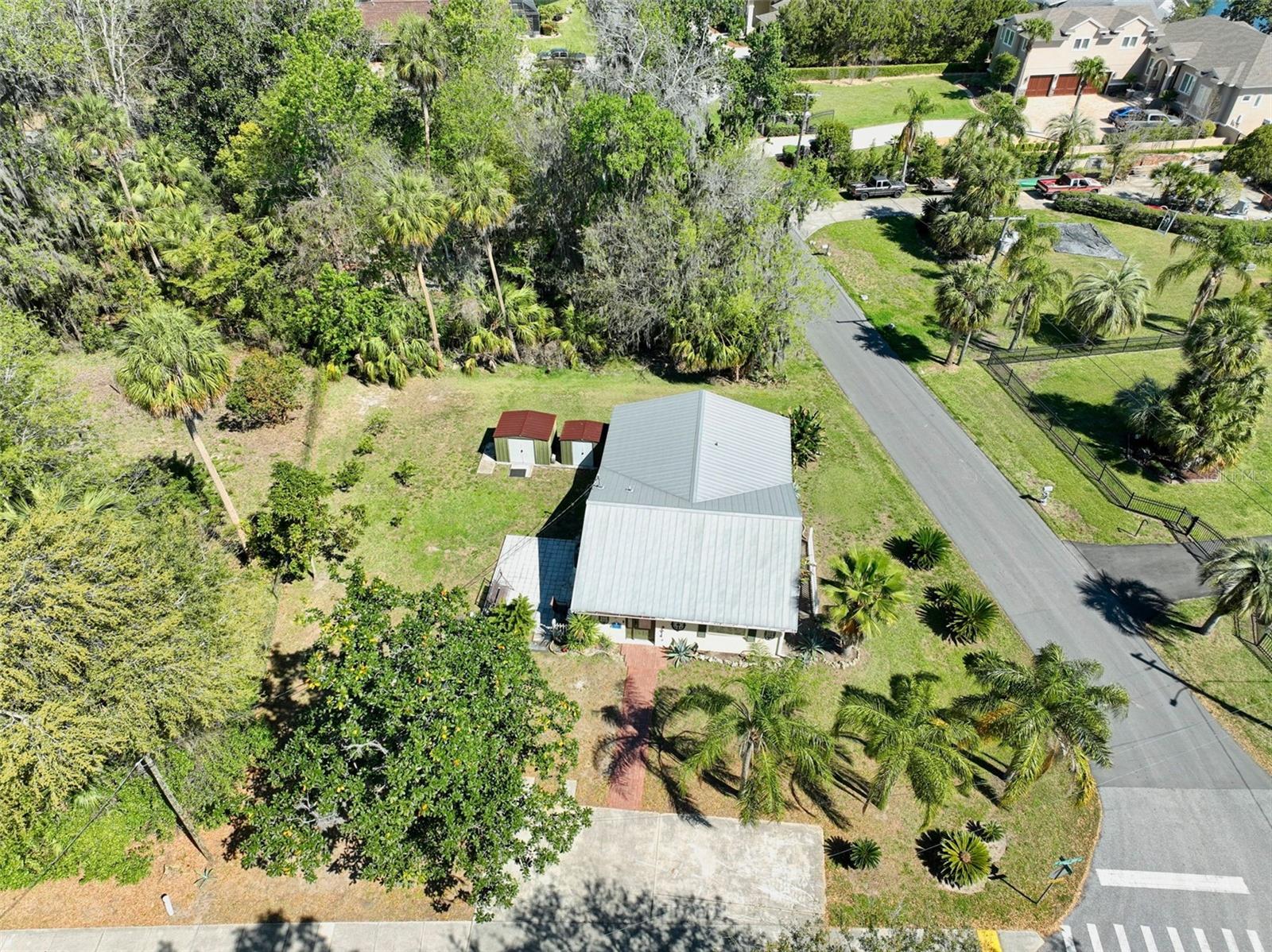 1149 SE KINGS BAY DR