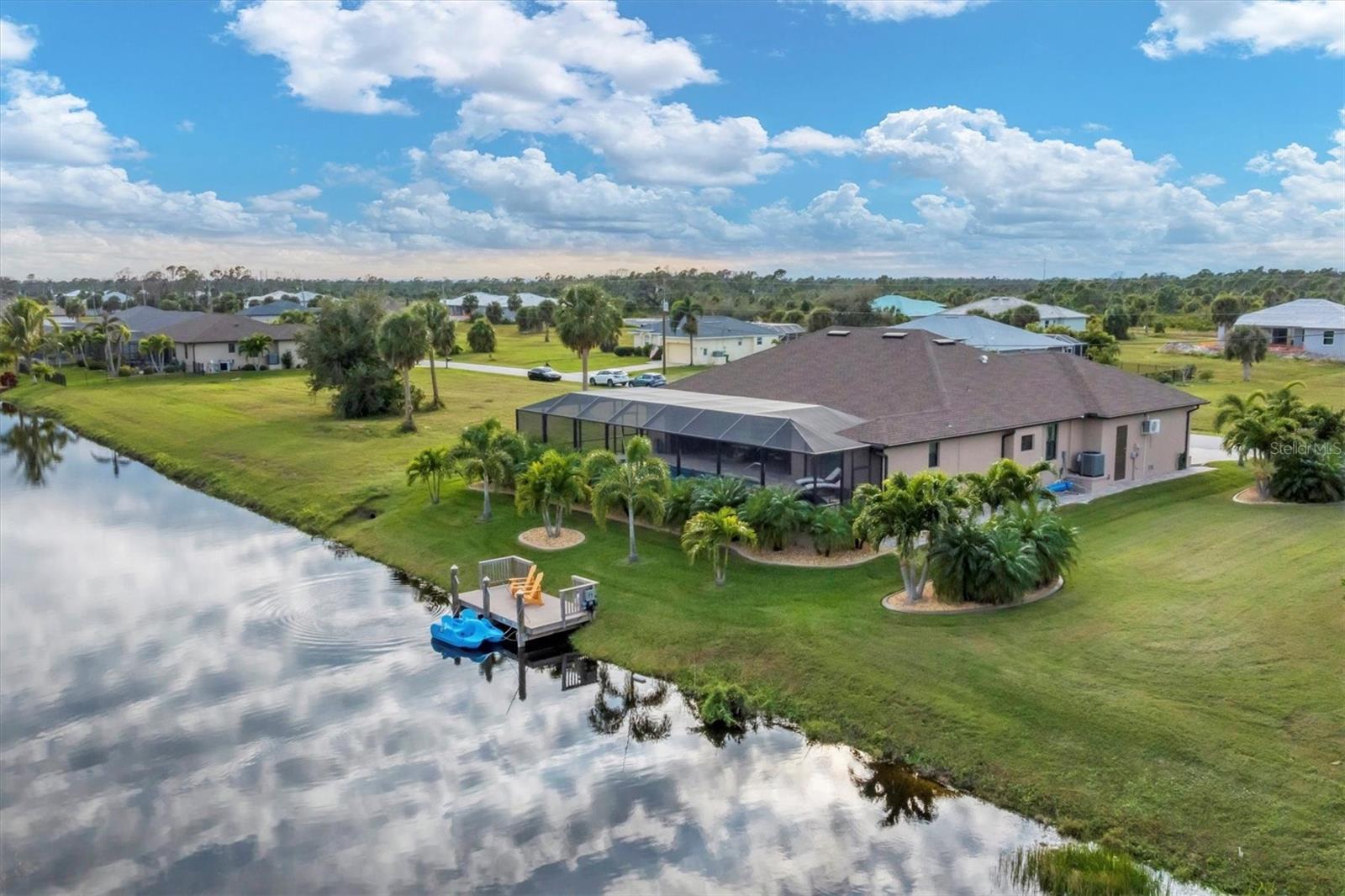 206 W PINE VALLEY LANE