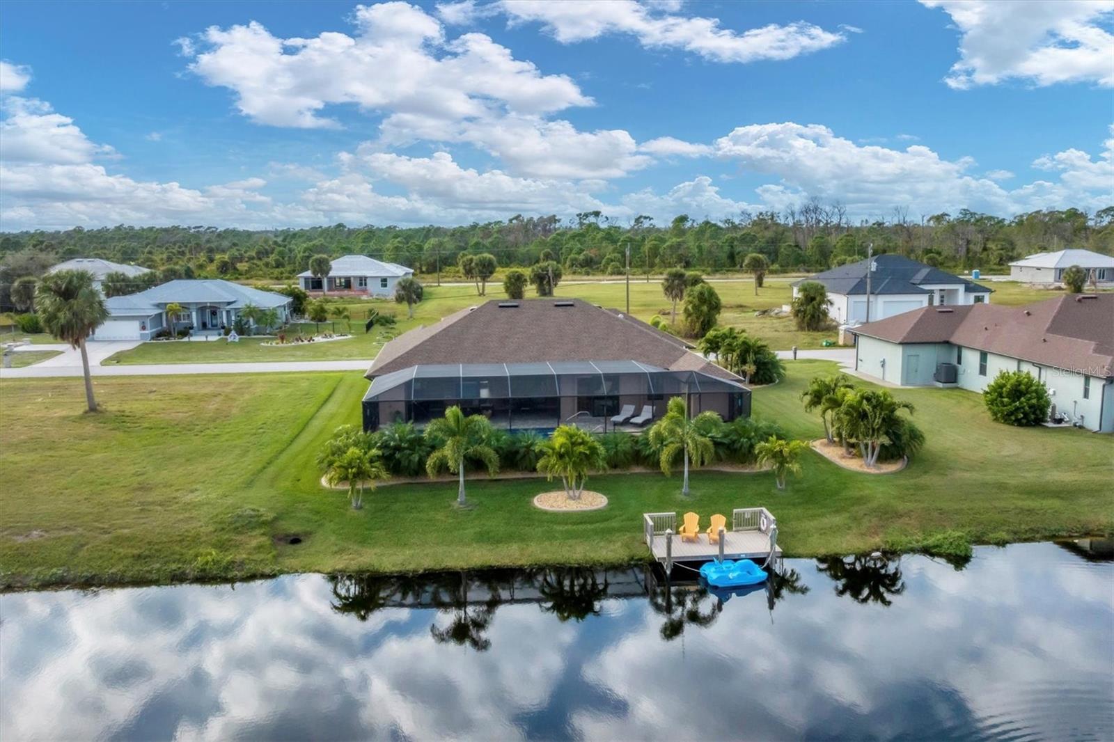 206 W PINE VALLEY LANE