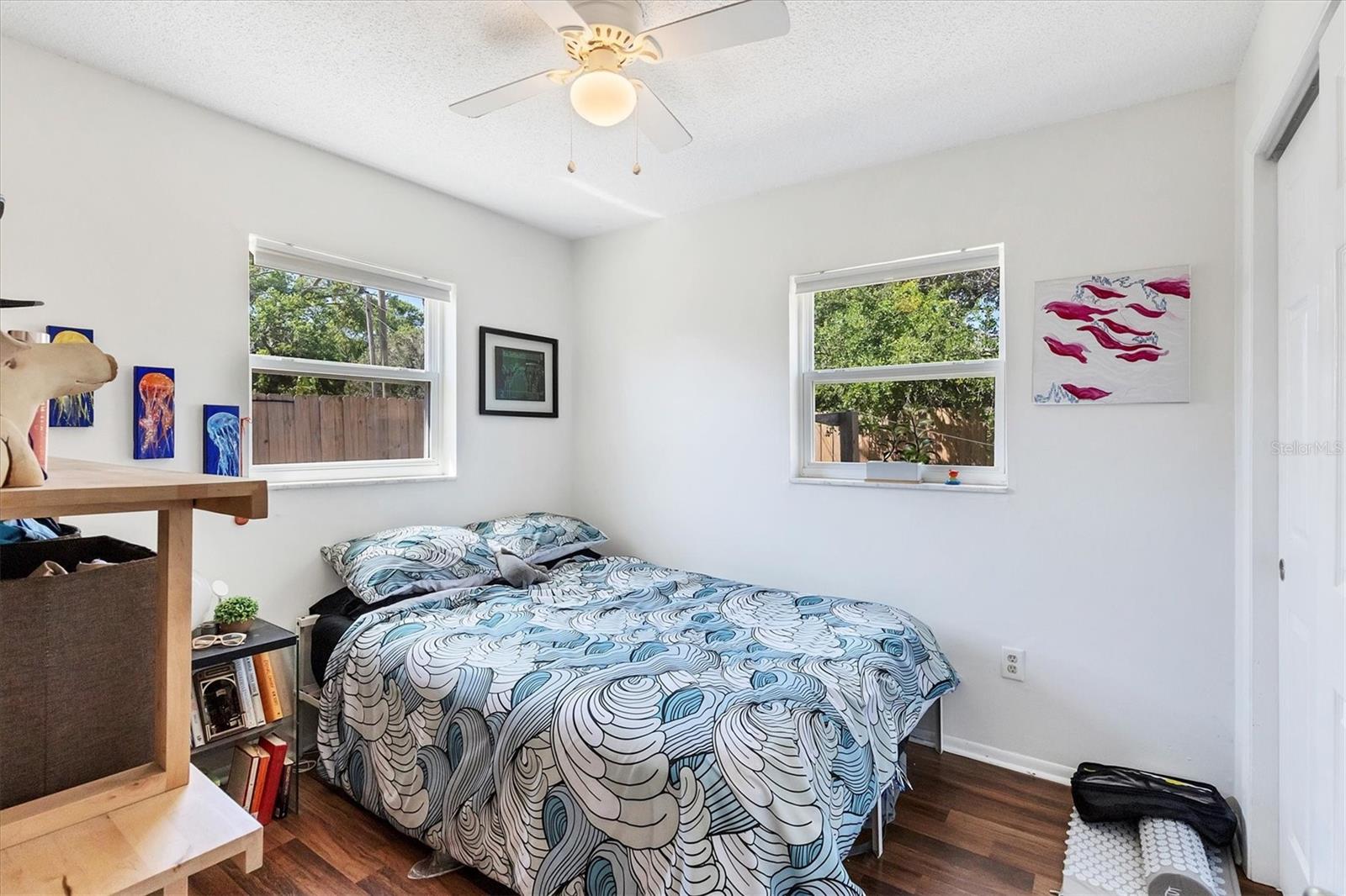 1501 BEACH DR SE