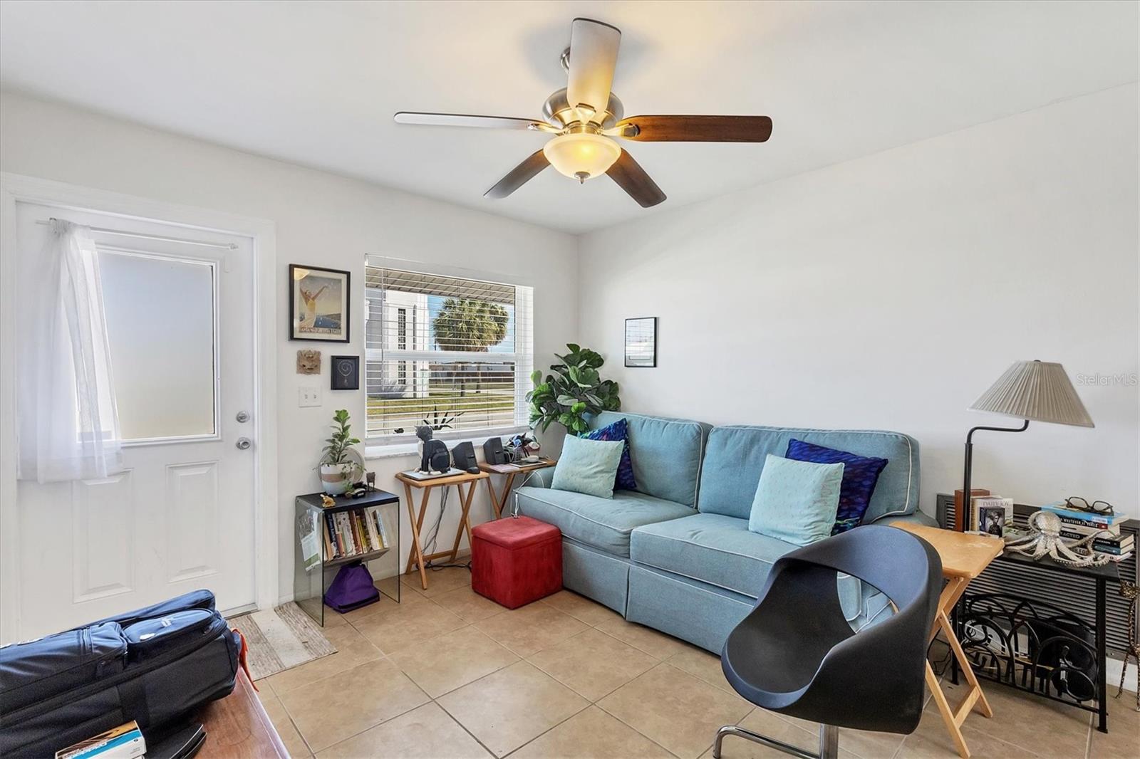 1501 BEACH DR SE