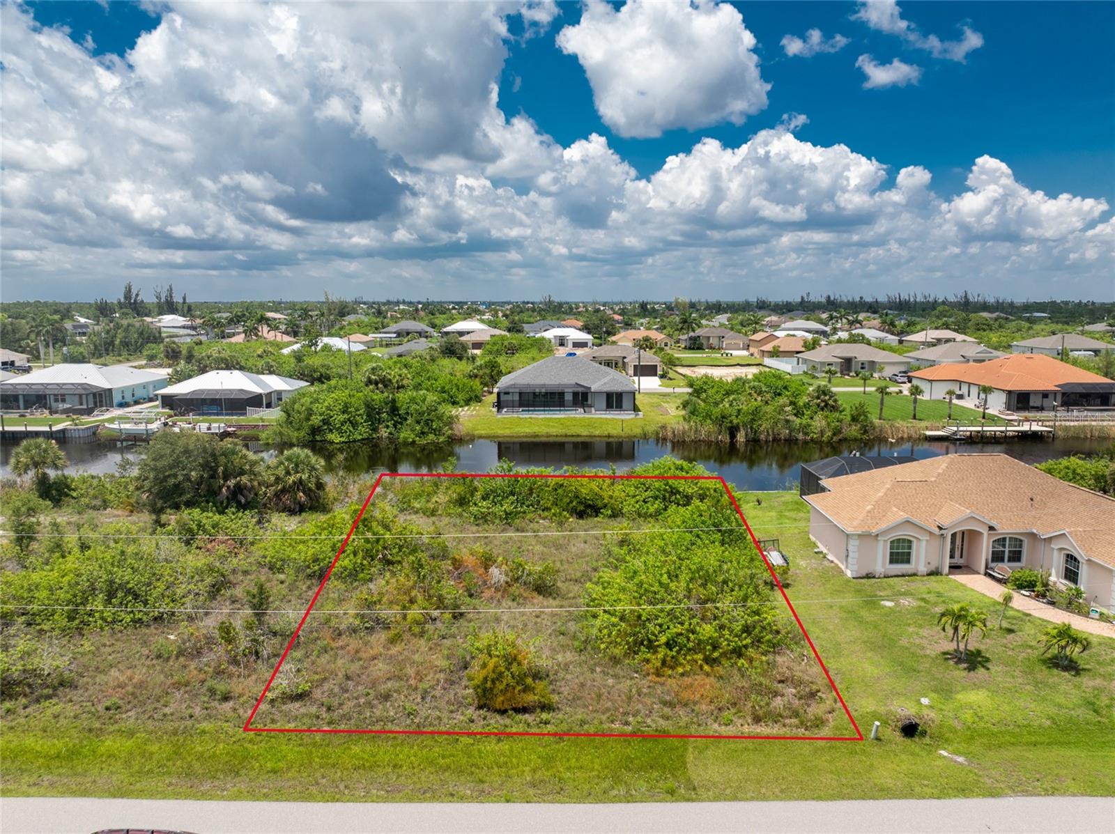 15610 APPLEWHITE CIR