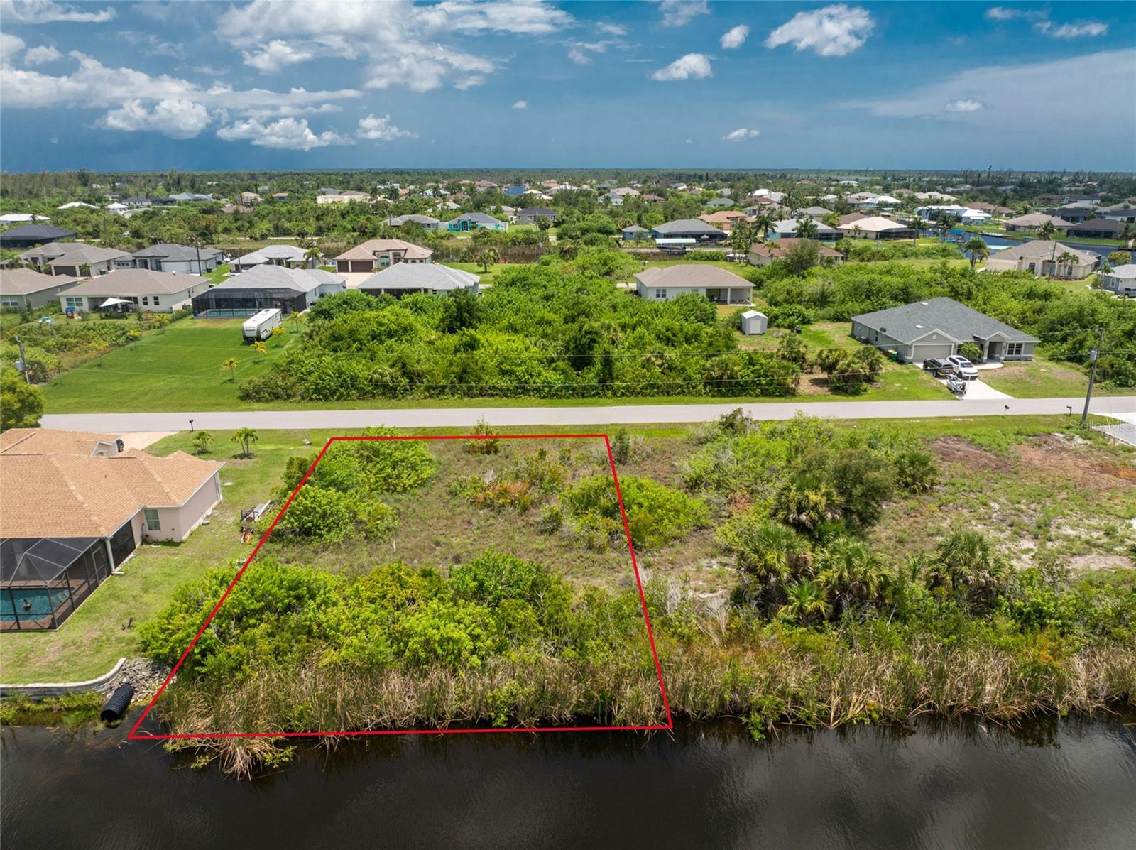 15610 APPLEWHITE CIR