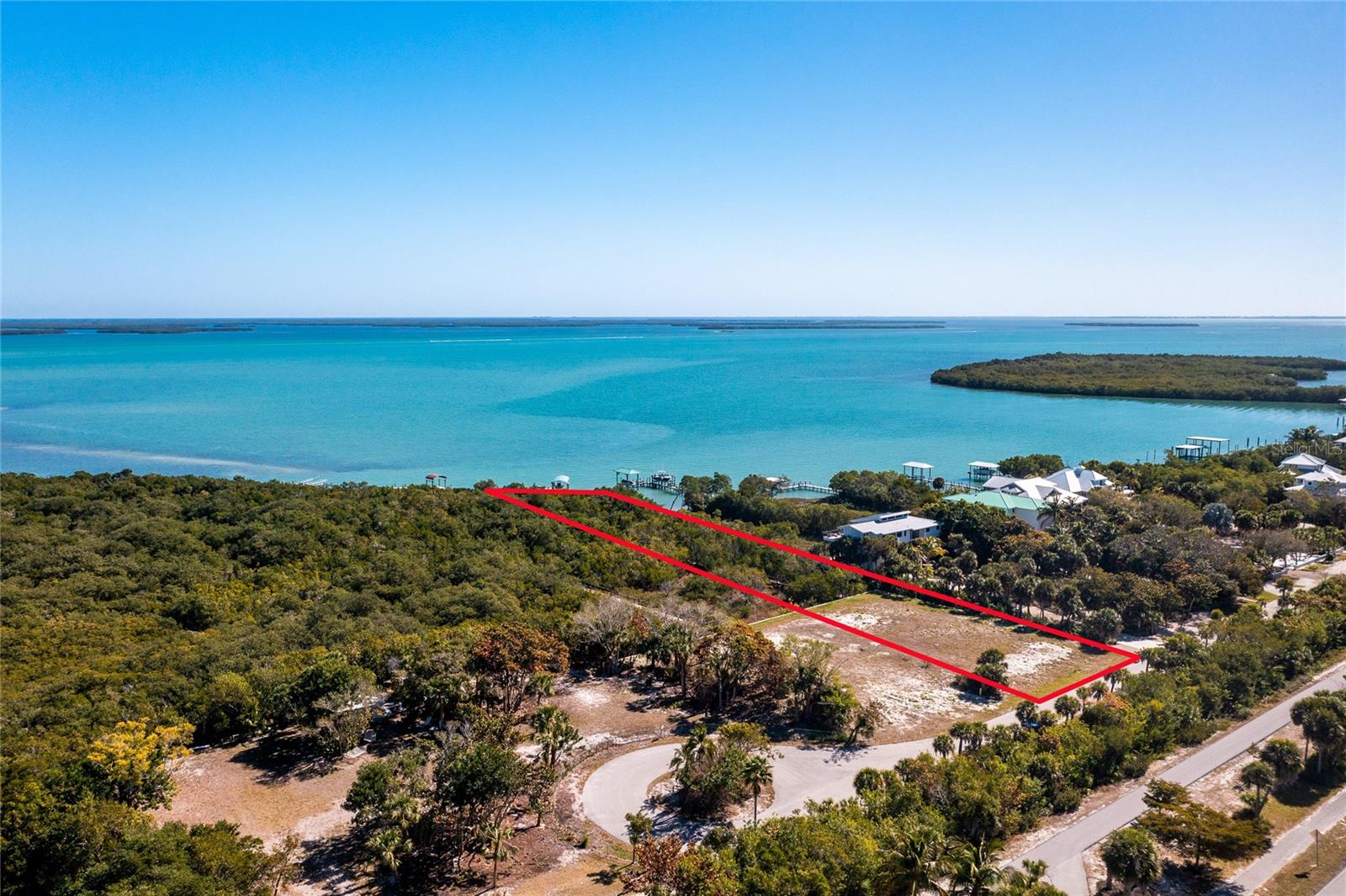 4 PEEKINS COVE DR
