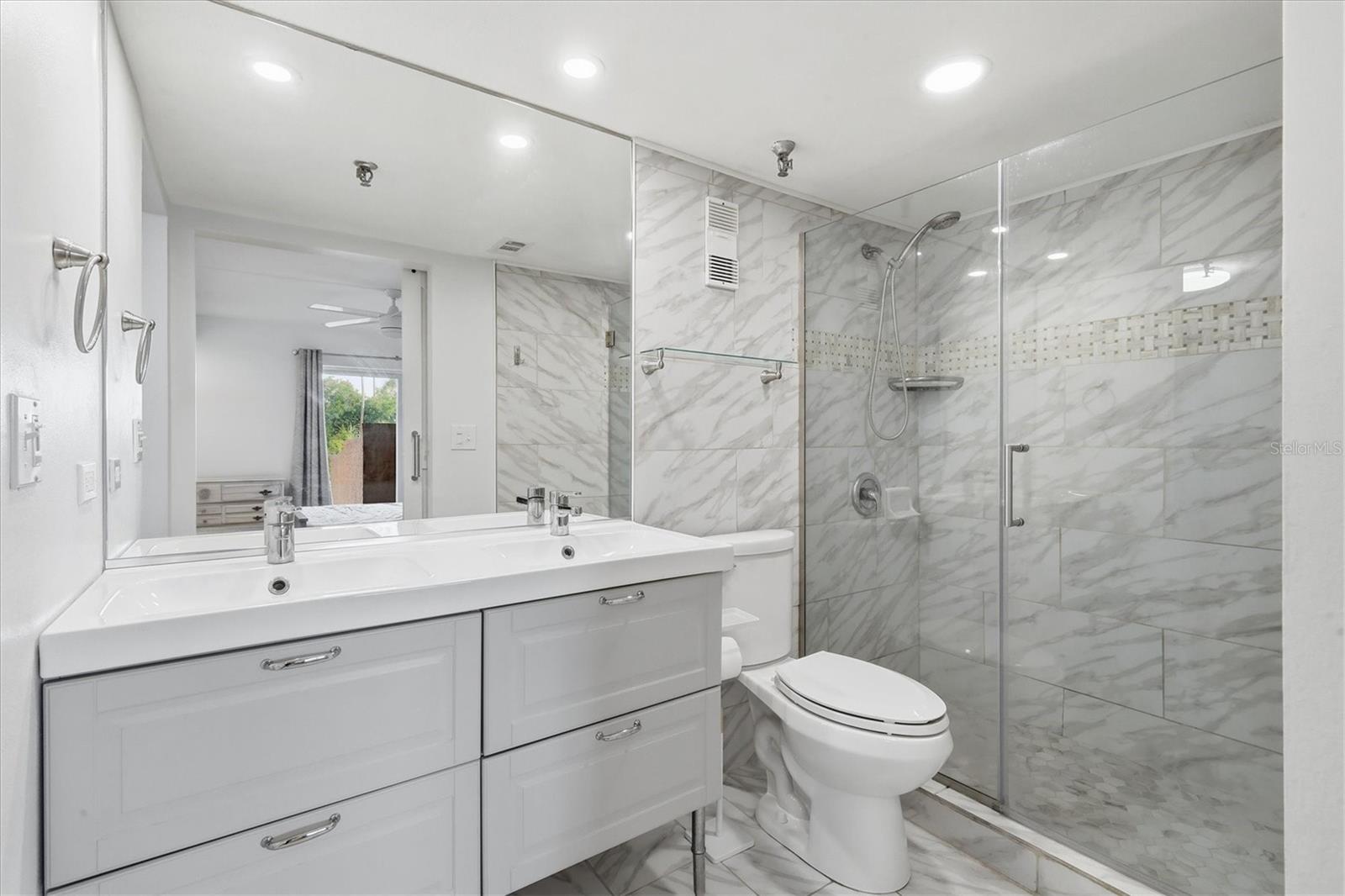 7430 SUNSHINE SKYWAY LN S #201