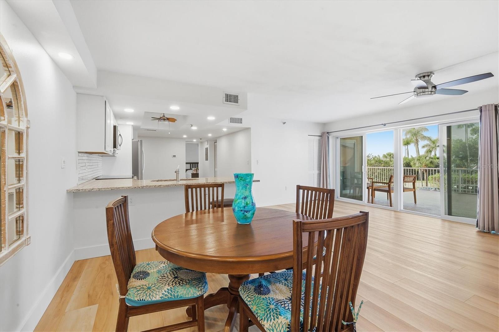 7430 SUNSHINE SKYWAY LN S #201