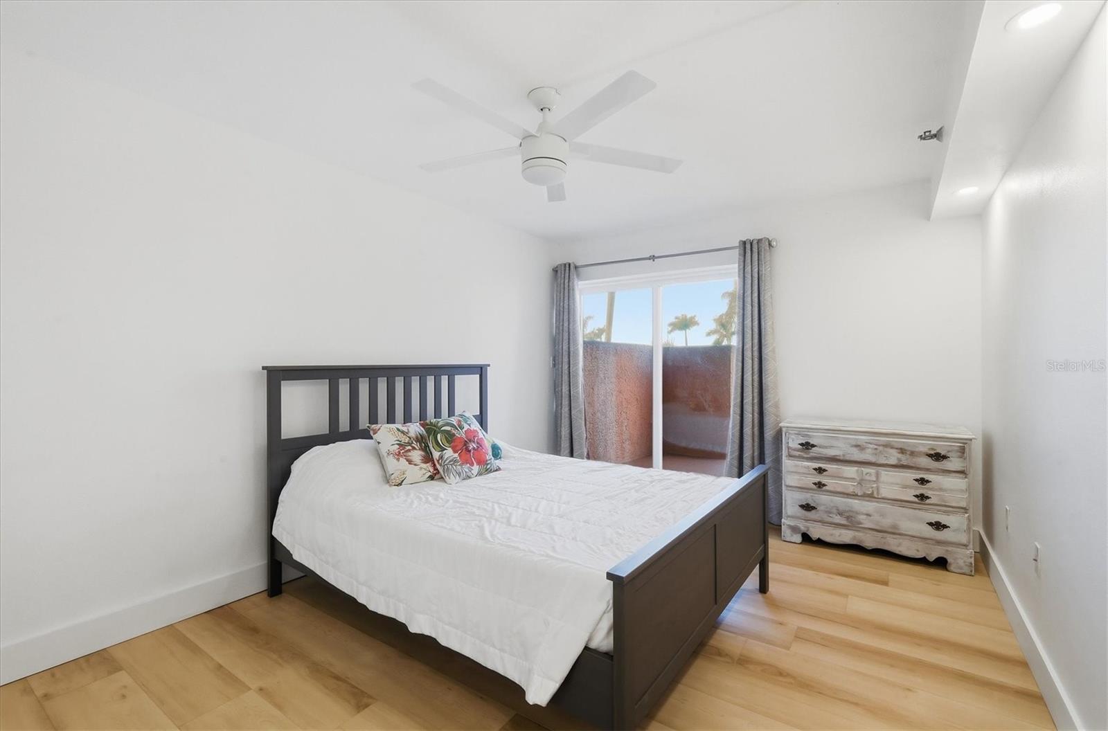 7430 SUNSHINE SKYWAY LN S #201