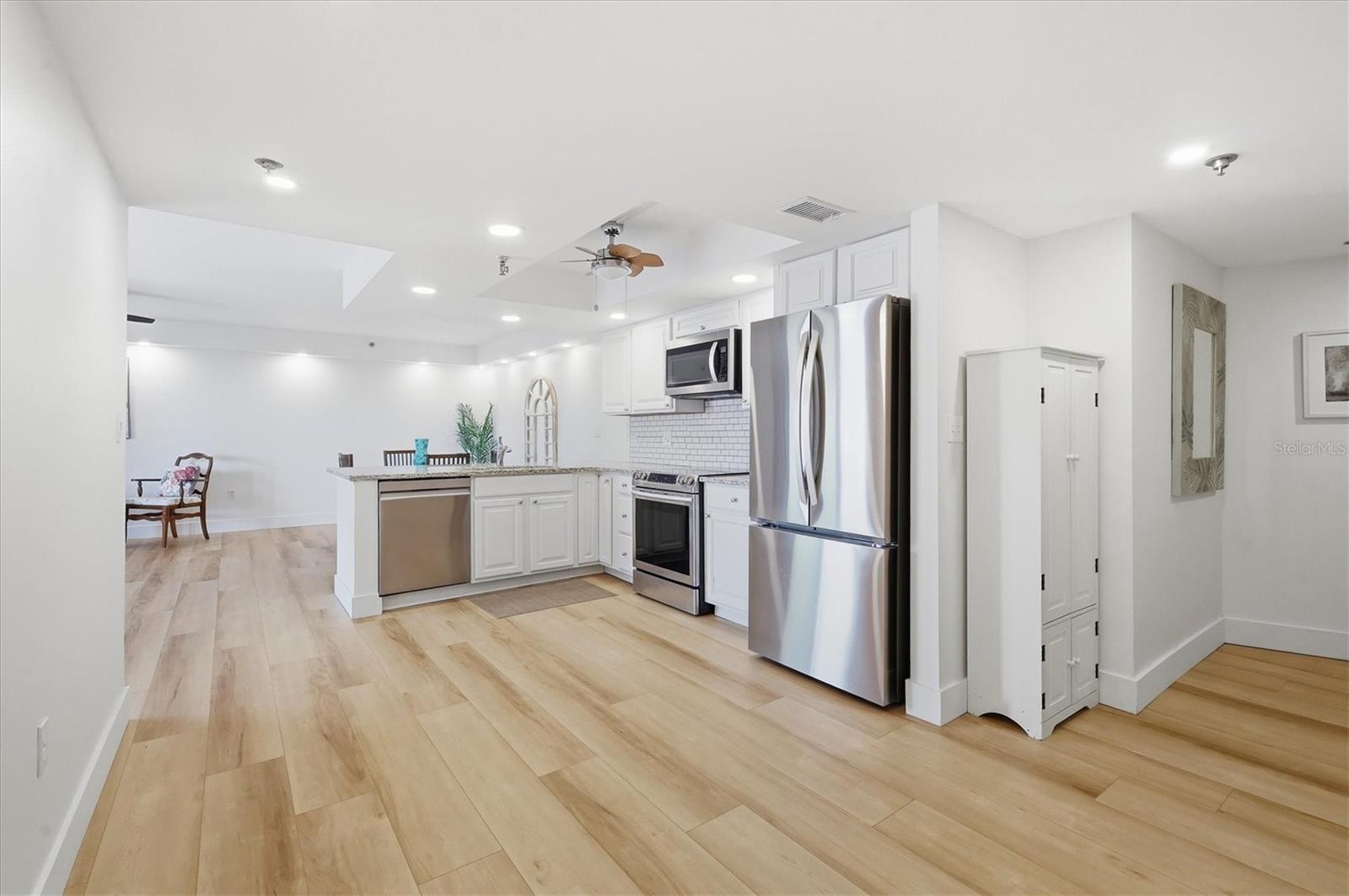 7430 SUNSHINE SKYWAY LN S #201