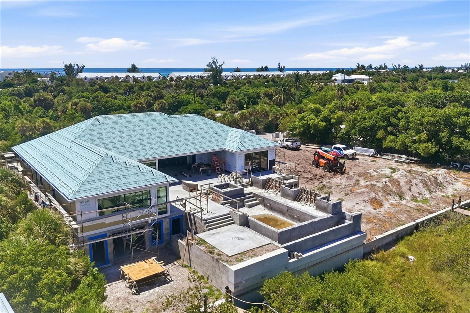 4 PEEKINS COVE DR