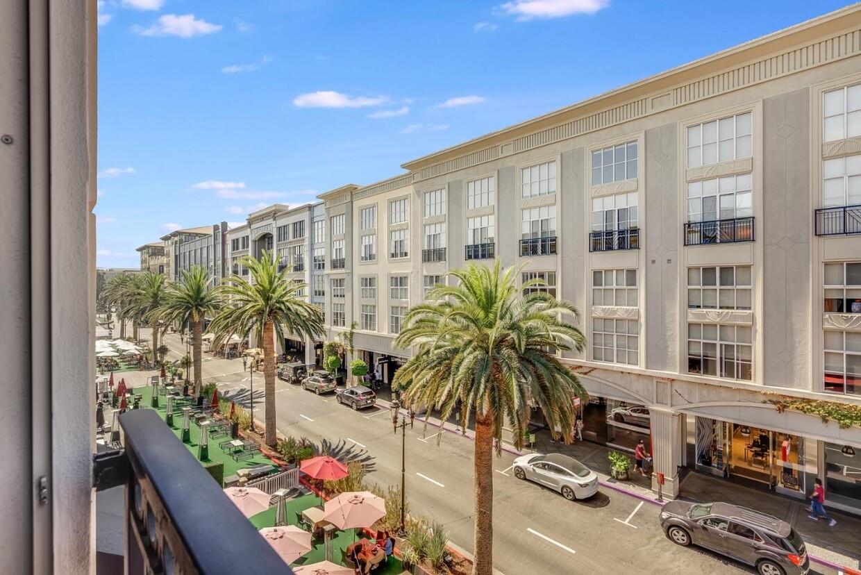 333 Santana ROW 207