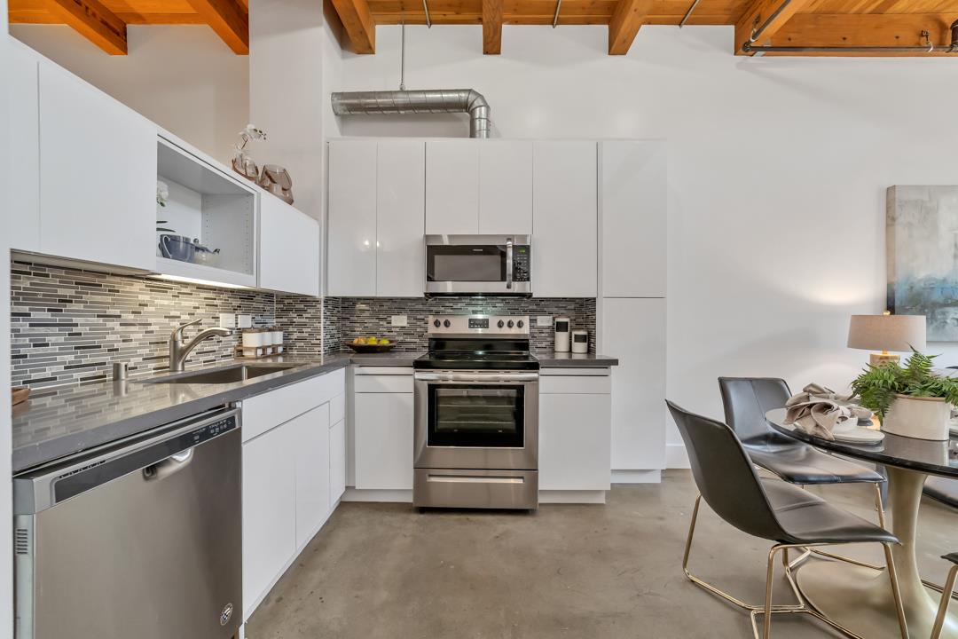 333 Santana ROW 207