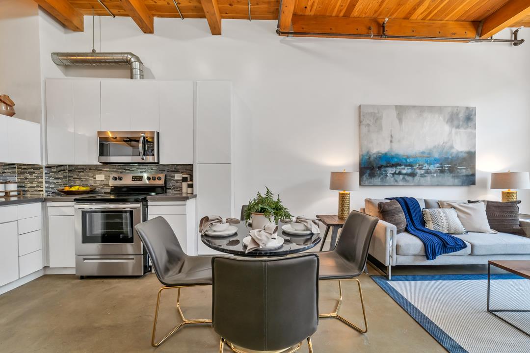 333 Santana ROW 207