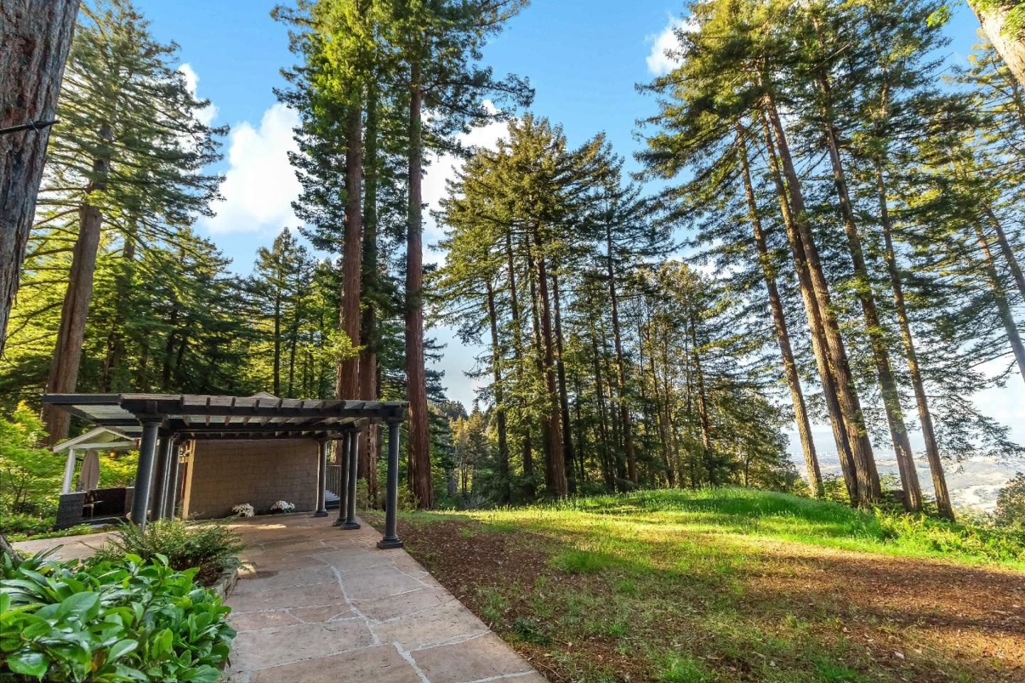 13519 Skyline BLVD