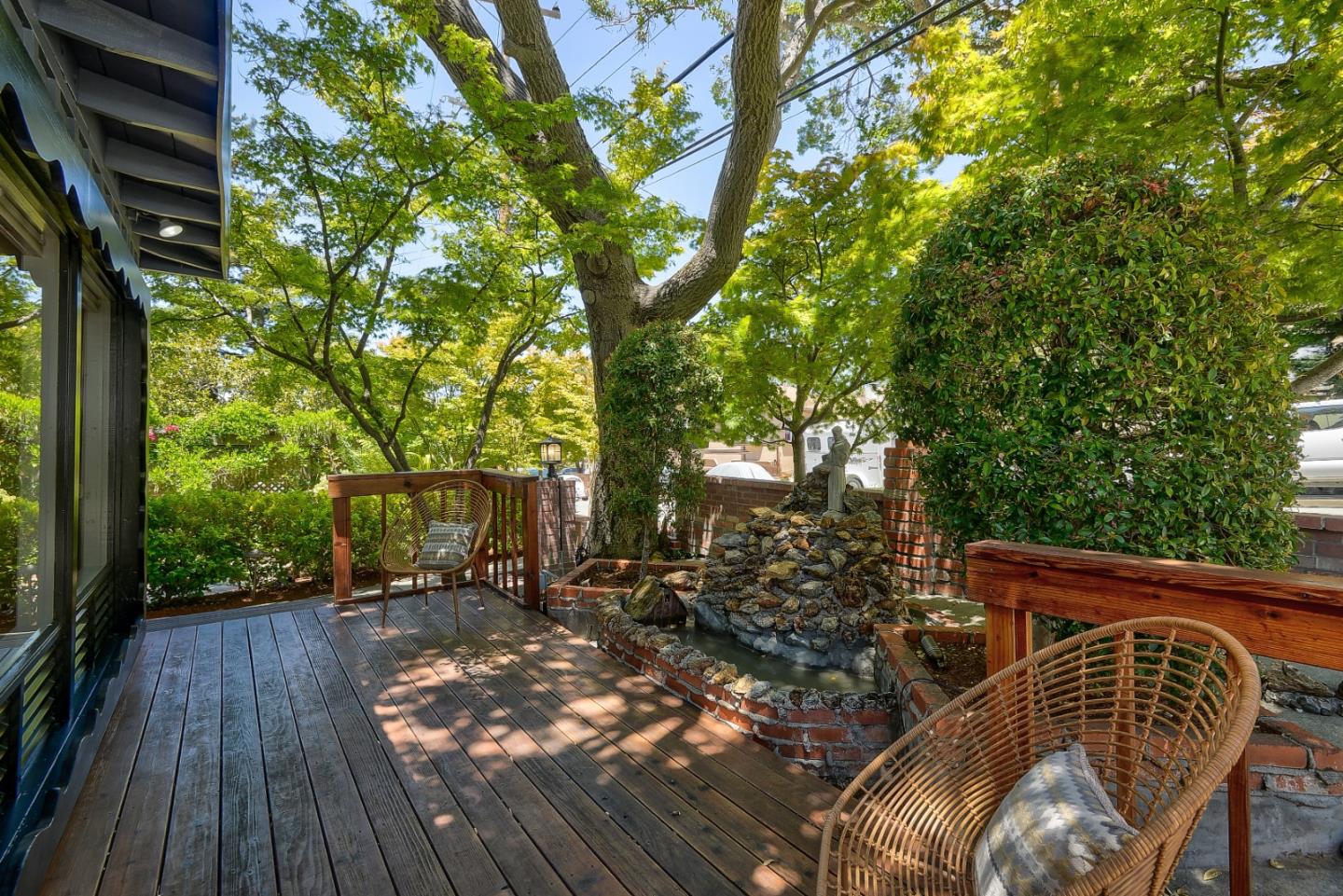 671 Wellington DR