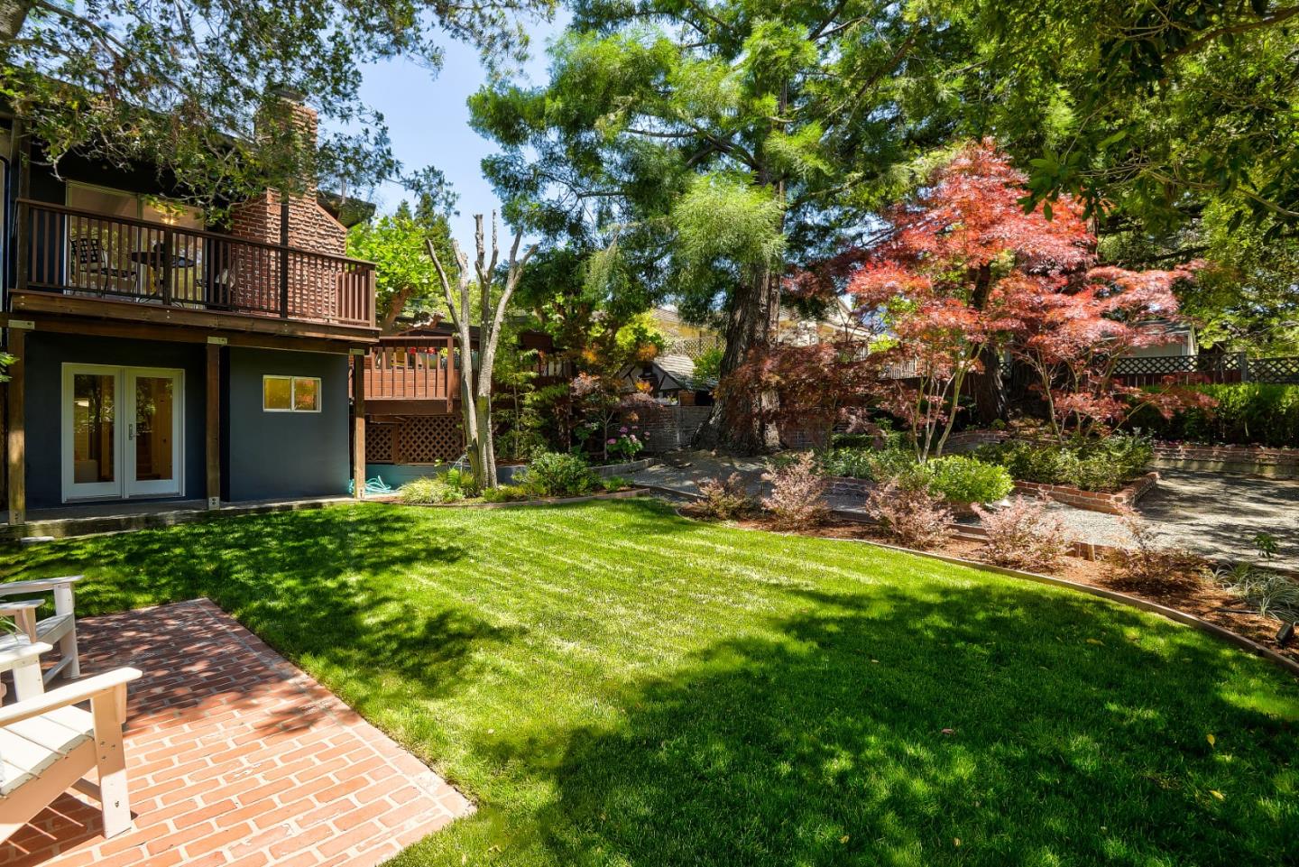 671 Wellington DR