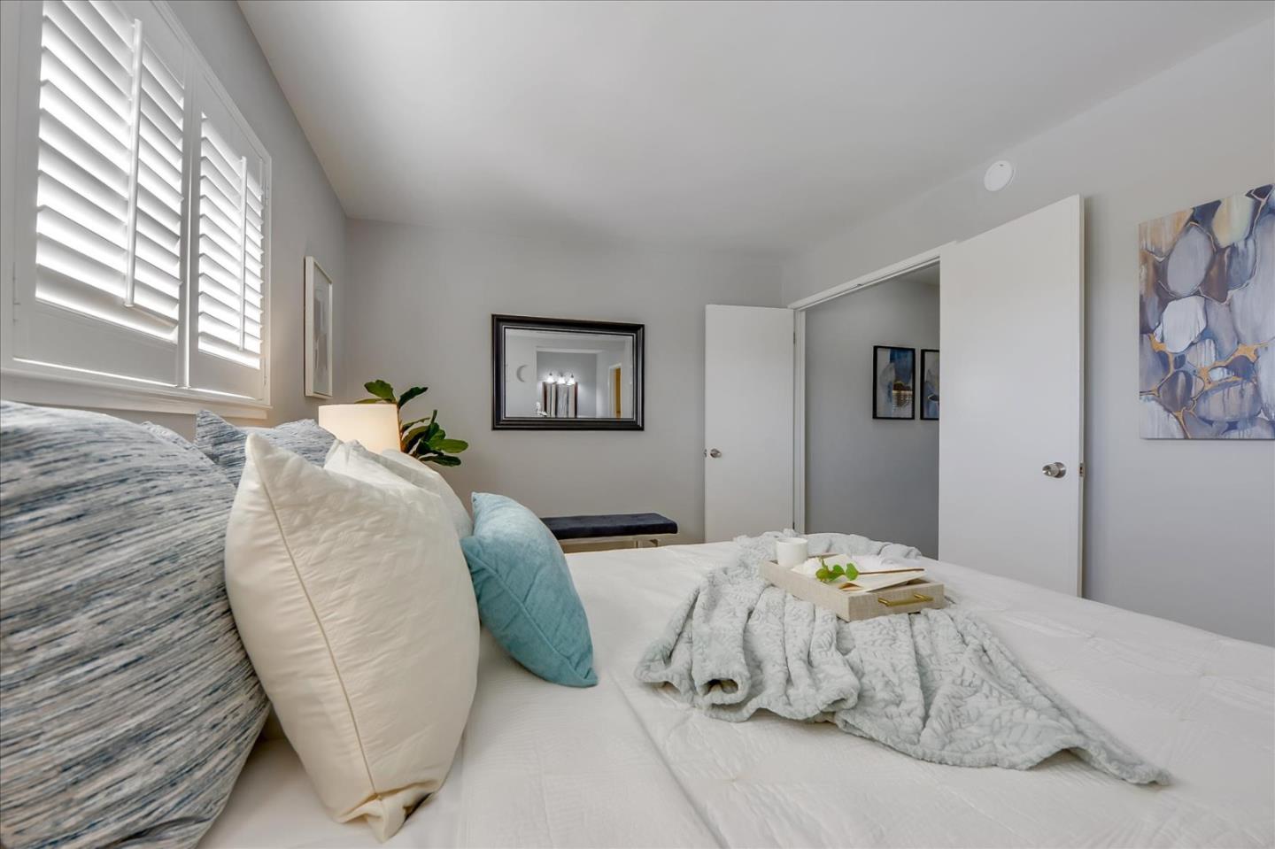 38 Saw Mill LN