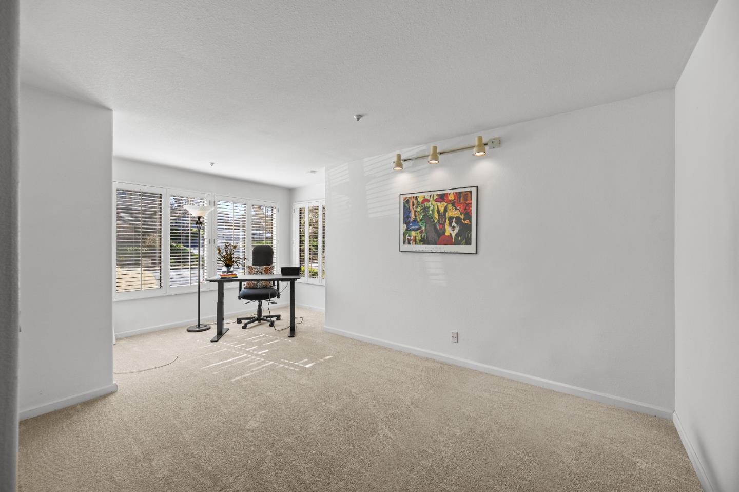 1 Iris LN