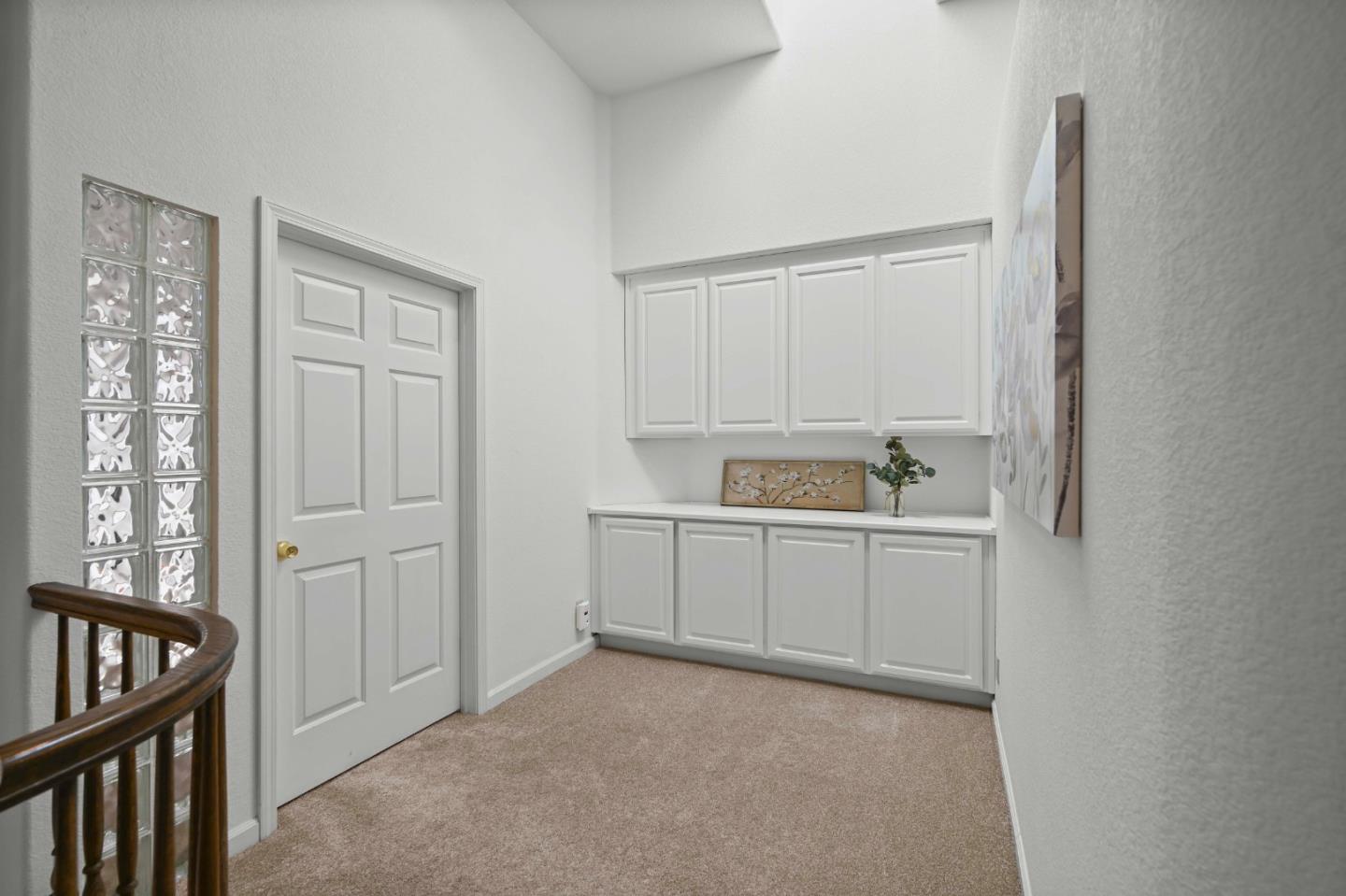 1 Iris LN