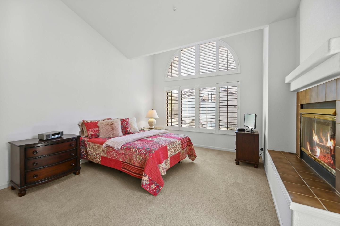 1 Iris LN