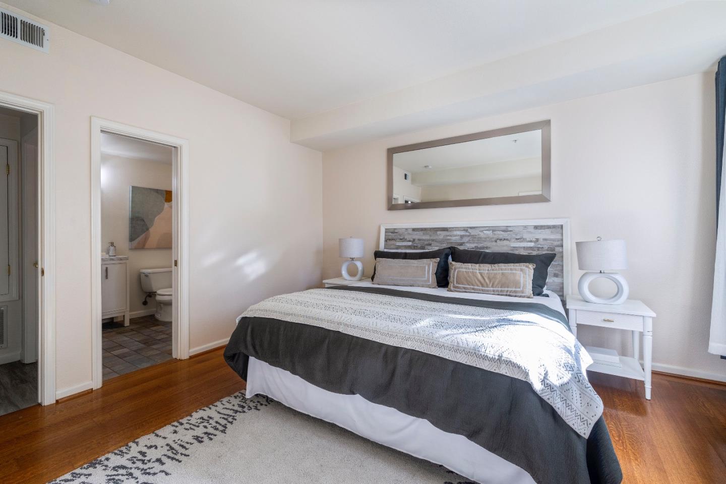 2255 Showers DR 192