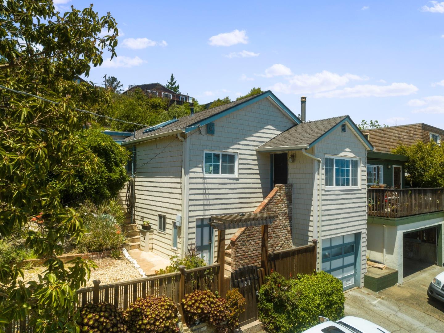 124 Solano ST