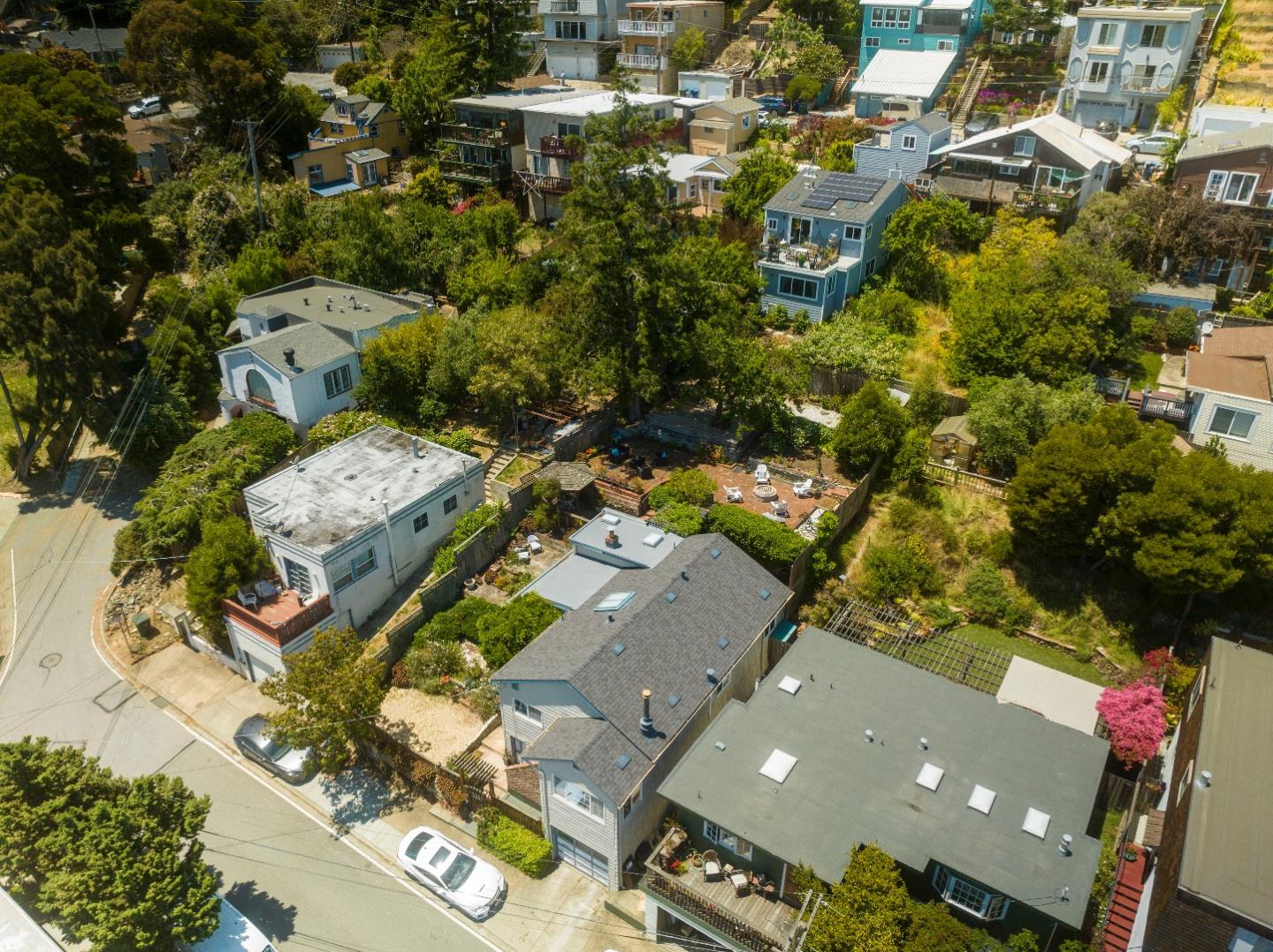 124 Solano ST