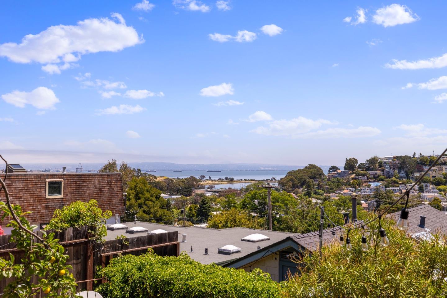 124 Solano ST