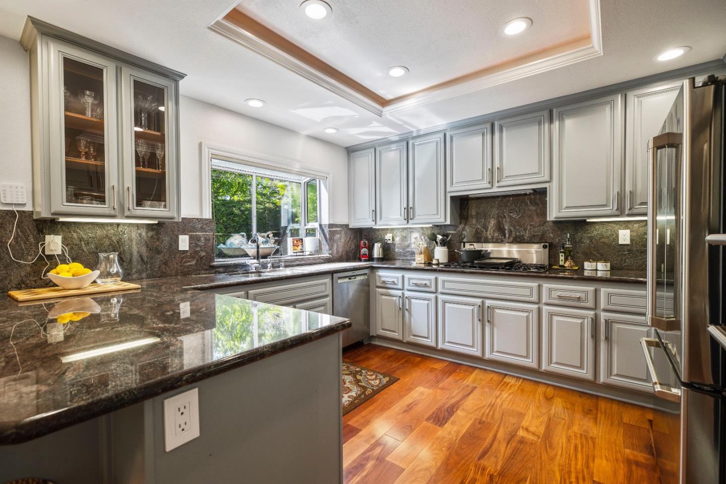 100 Danbury LN