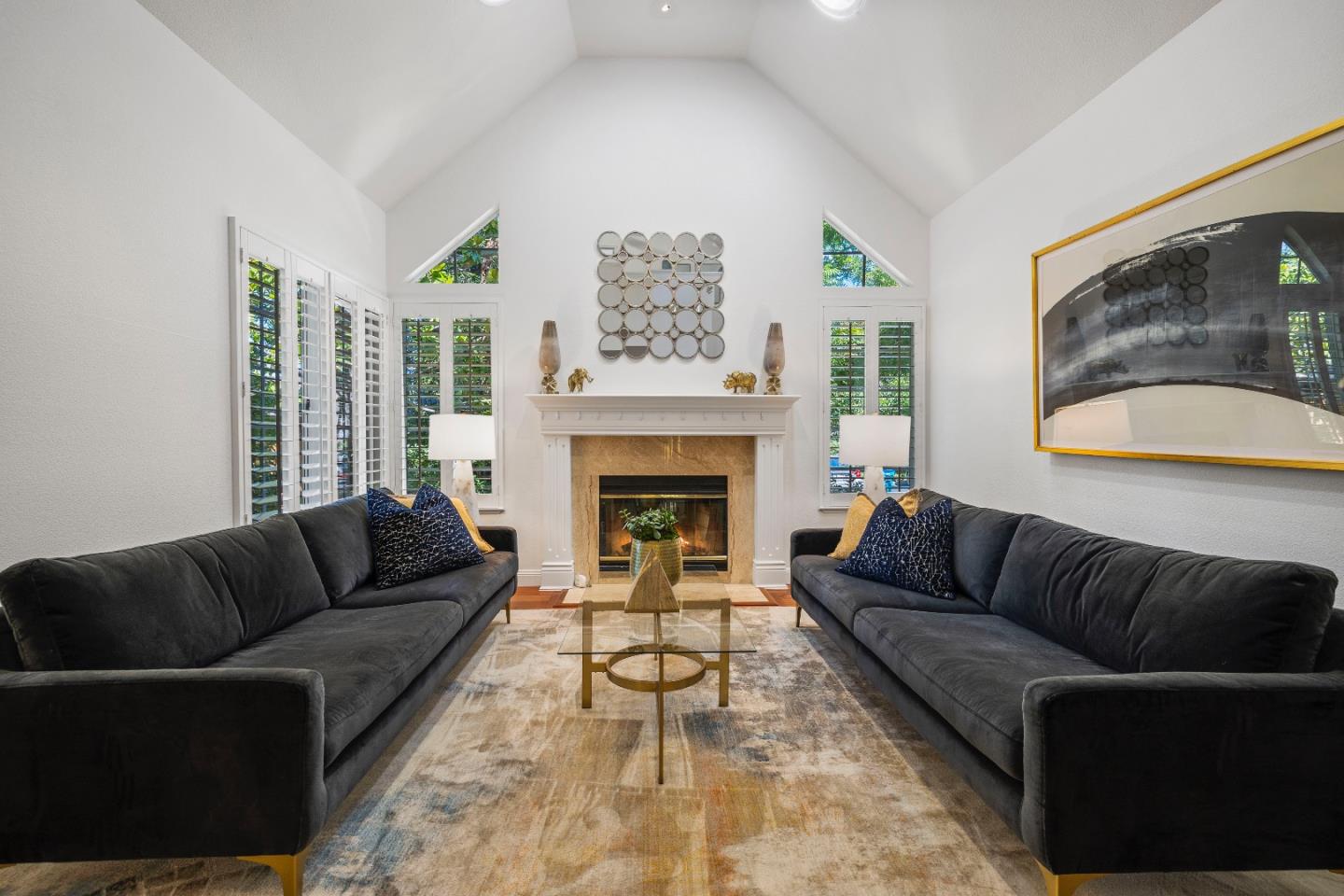 100 Danbury LN