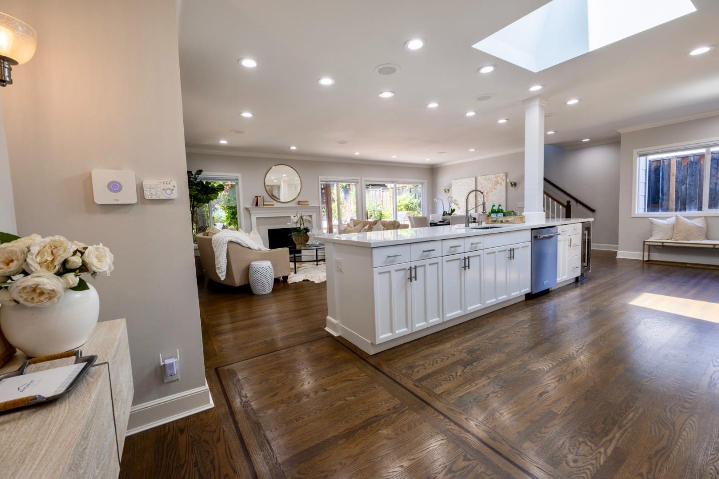 932 Pleasant Hill RD