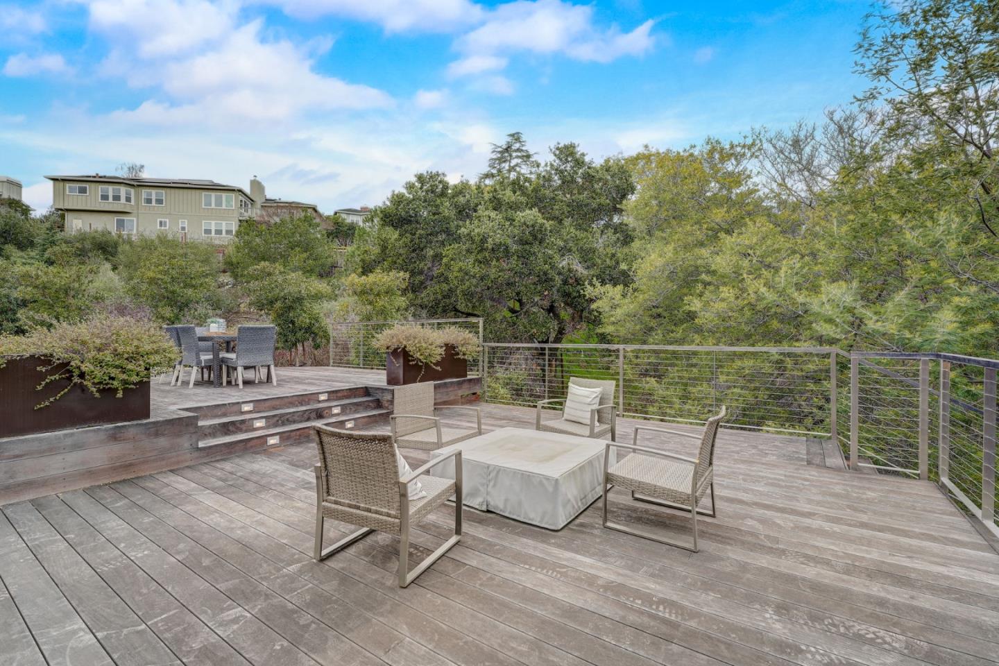 140 Emerald Estates CT