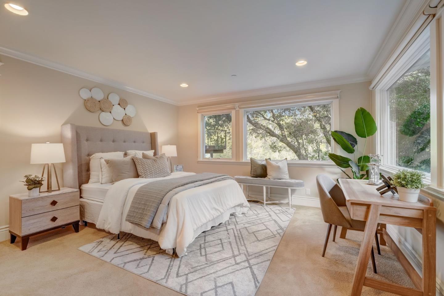 140 Emerald Estates CT