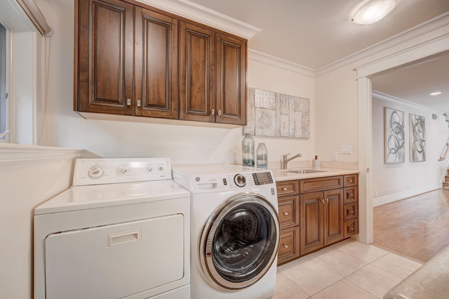 140 Emerald Estates CT