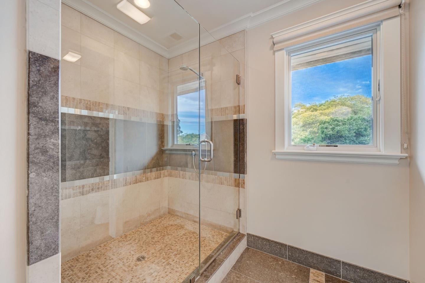 140 Emerald Estates CT